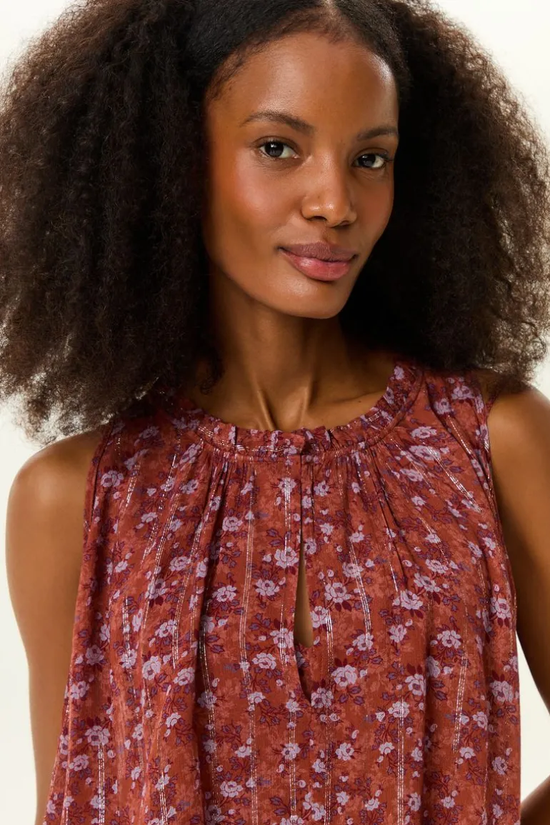 Blusa Pontas Estampa Roses