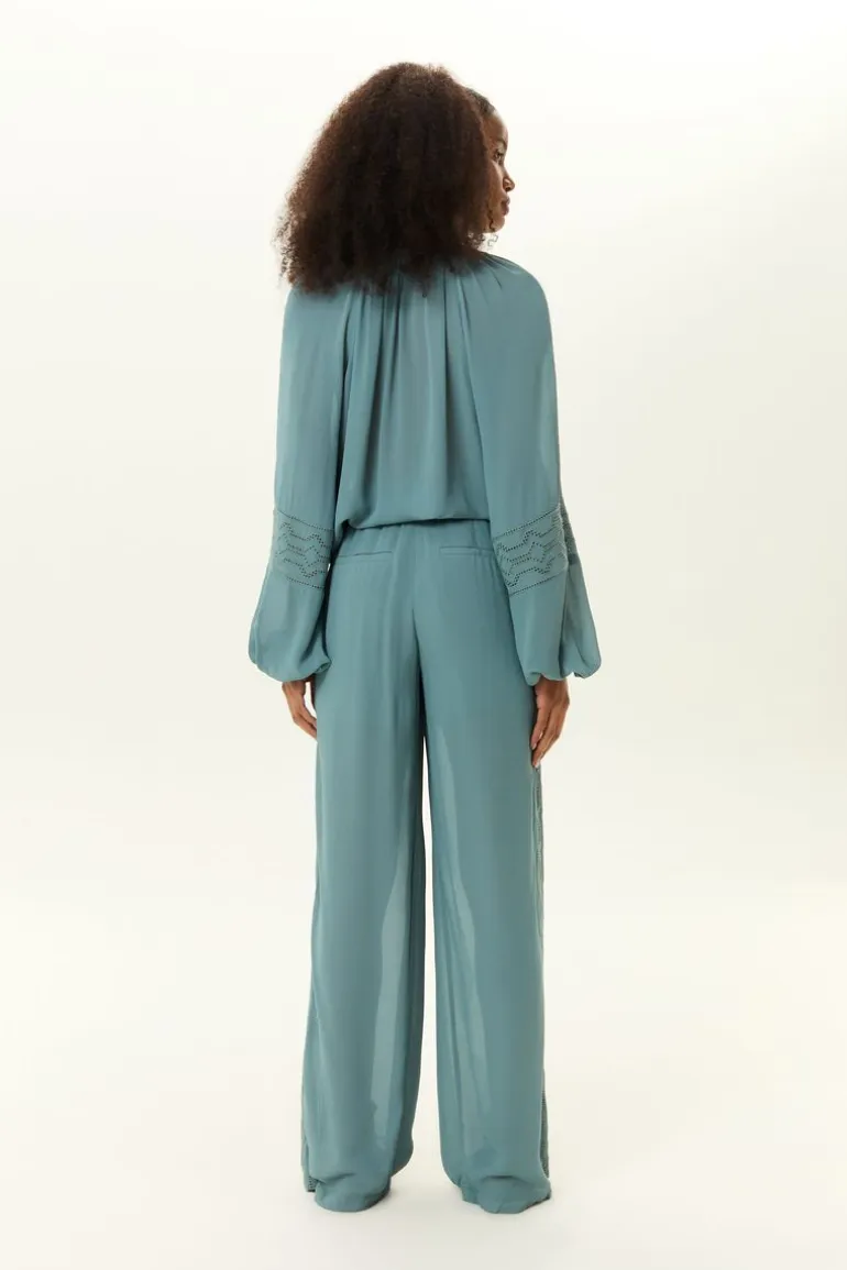Calça Ggt Lateral Bordada