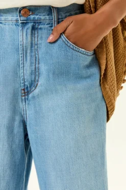 Calça Jeans Pantalona Nesgas