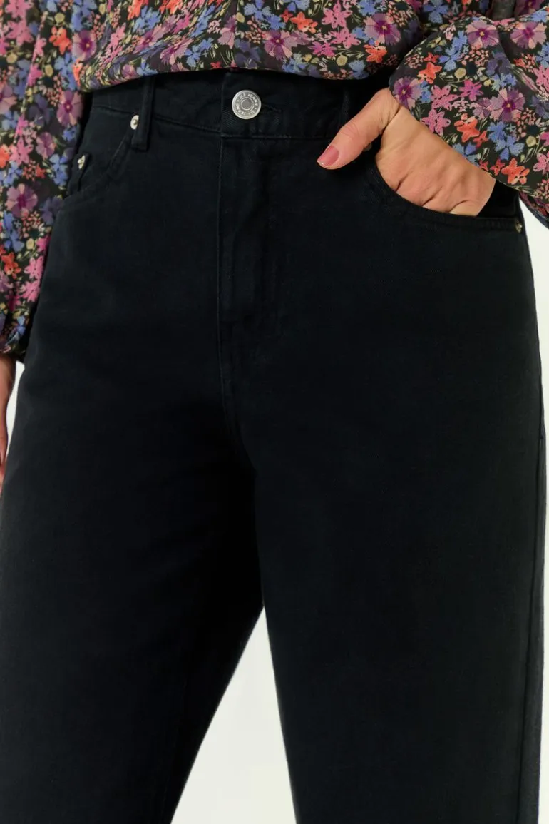 Calça Sarja Wide Leg Barra Larga