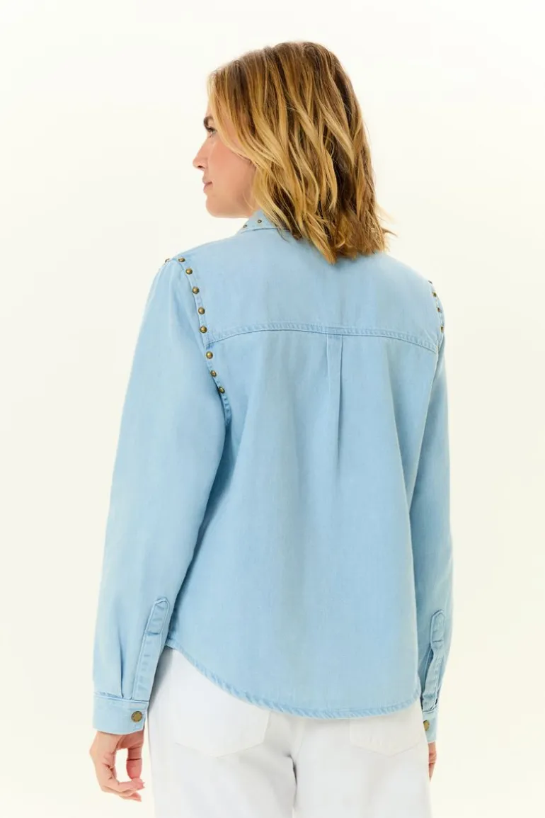 Camisa Jeans Rebites Gola e Cava