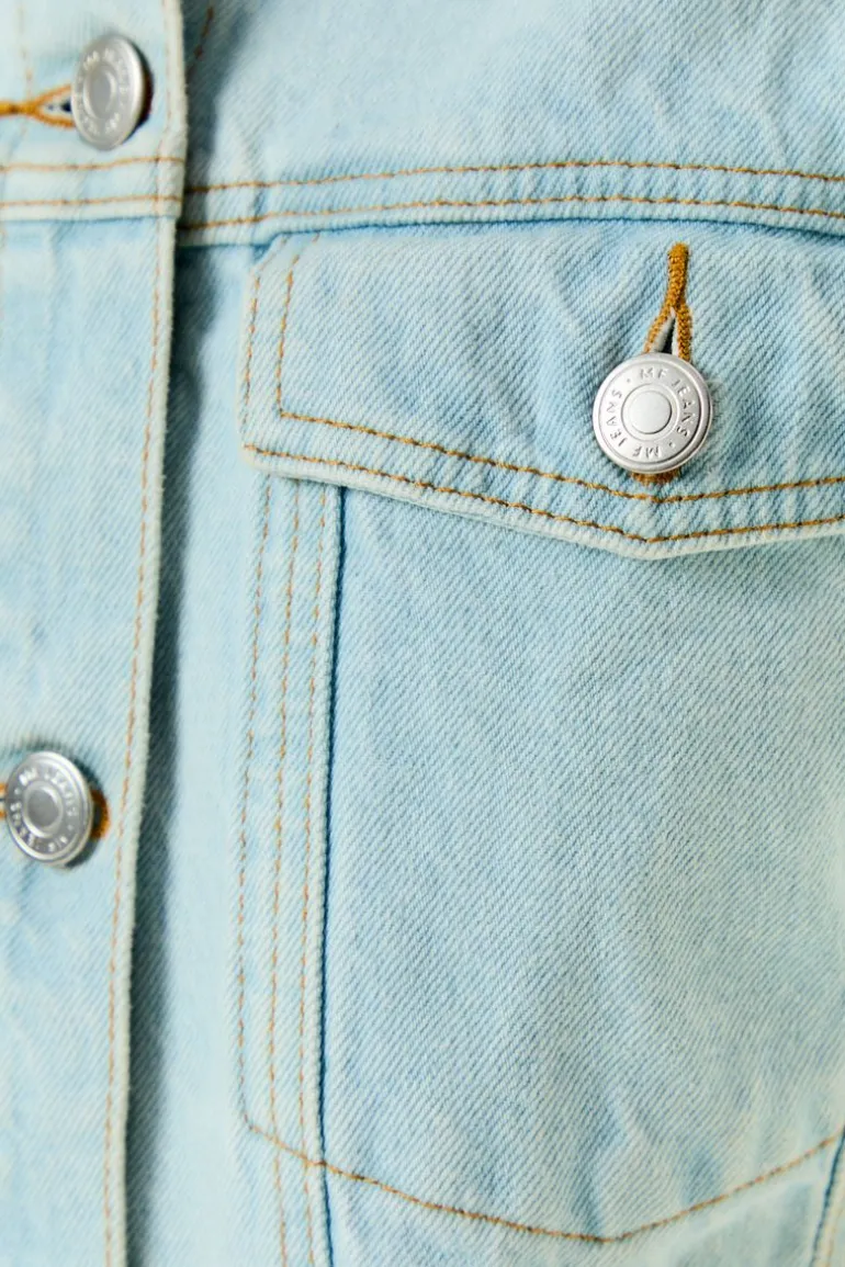 Jaqueta Jeans Recortes e Desgastes