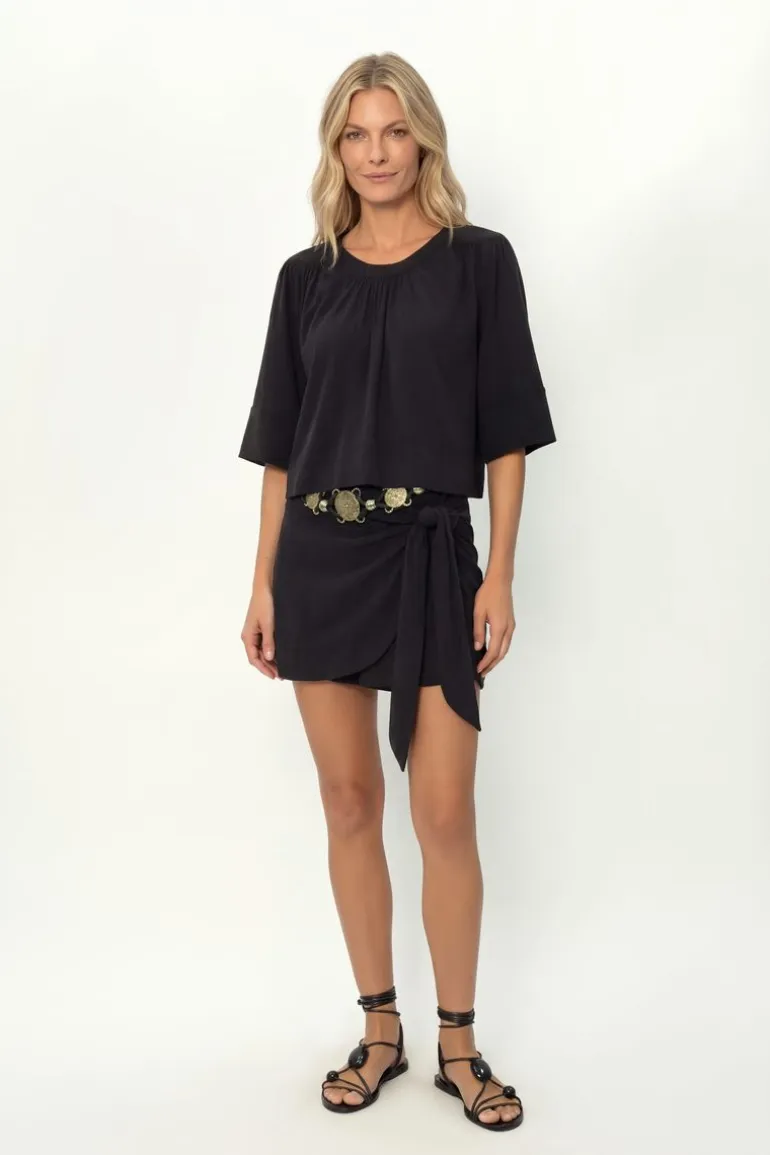 Short Saia Fivela