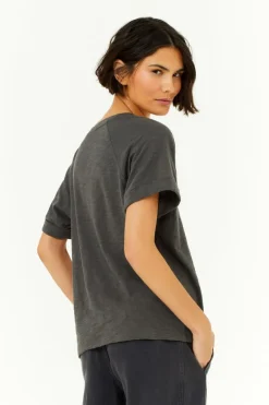 T-Shirt Decote v Algodao Flame