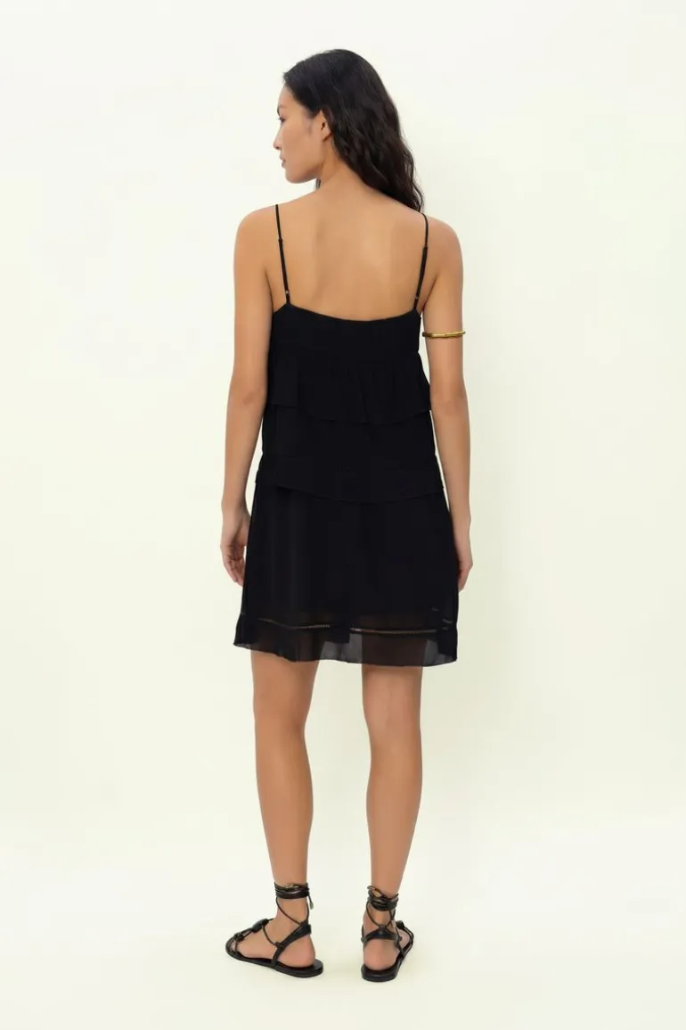 Vestido Curto Ggt Nervuras