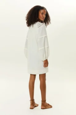 Vestido Curto Pala Bordado Ivy